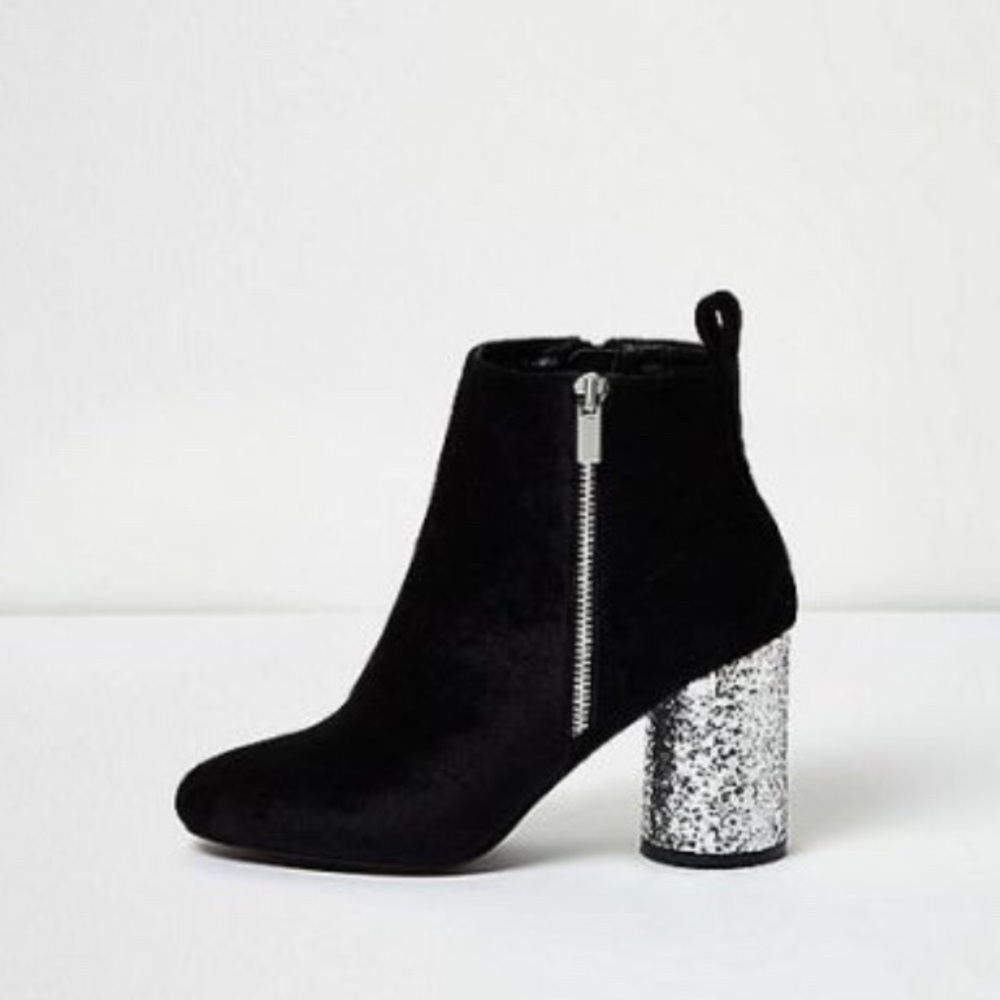 Faux fur black boots with silver glitter heels
